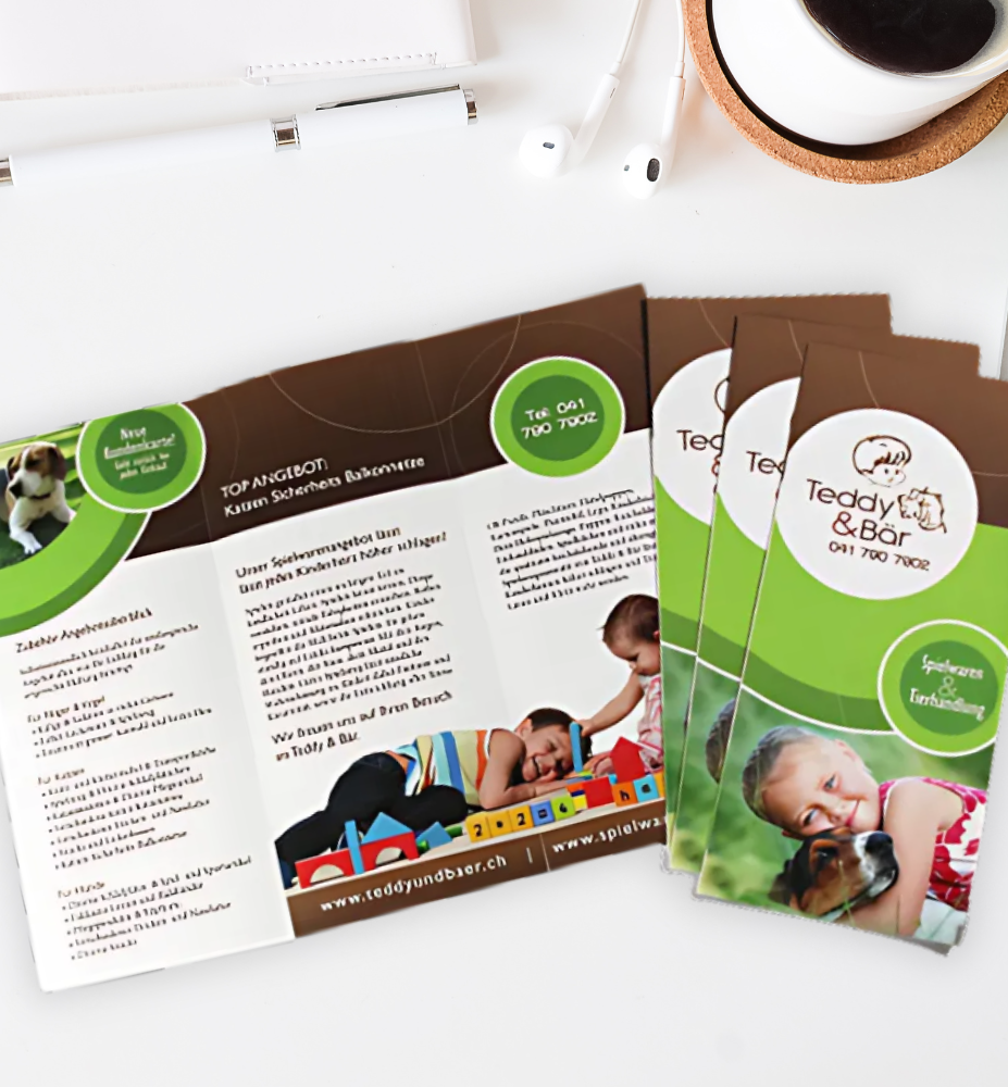 8.5" x 11" Tri-Fold Brochures